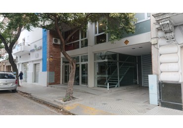 SEMIPISO EXTERNO DE 1 DORMITORIO CON COCHERA